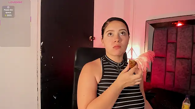 Snapshot of Morgan_Wright chatting on 12, 3, 2025 Morgan Wright online show from 12, 3, 2025