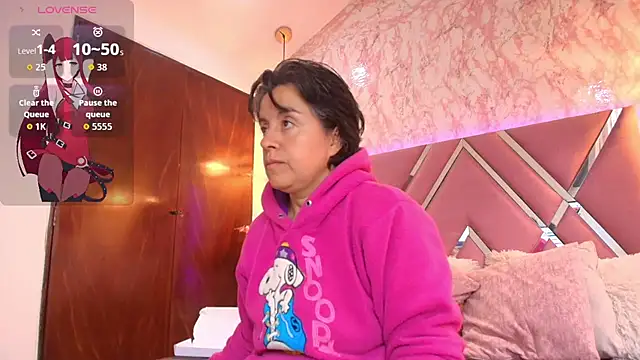 Saori Sann  online show from 26, 11, 2025