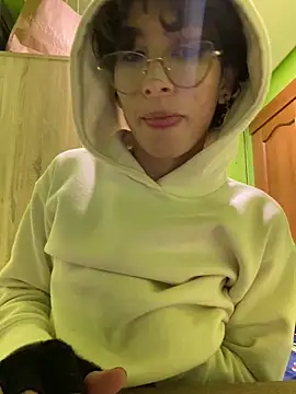 Snapshot of stormmart18 chatting on 5, 2, 2025 stormmart18 online show from 5, 2, 2025