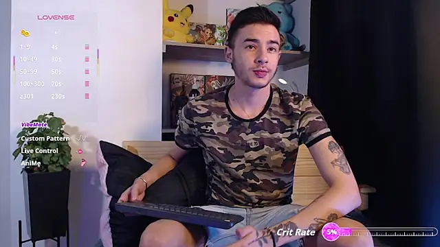 Snapshot of kyle_clint07 chatting on 2, 10, 2025 kyle clint07 online show from 2, 10, 2025