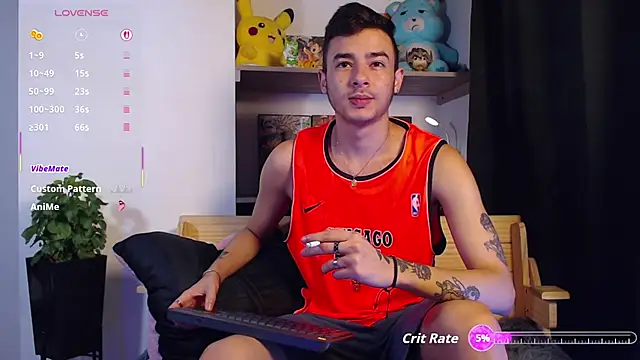 Snapshot of kyle_clint07 chatting on 8, 10, 2025 kyle clint07 online show from 8, 10, 2025