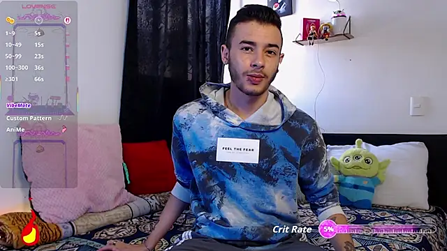 Snapshot of kyle_clint07 chatting on 17, 12, 2025 kyle clint07 online show from 17, 12, 2025