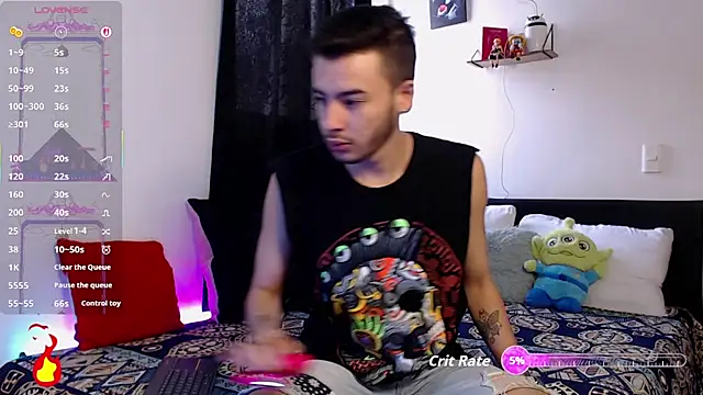 Snapshot of kyle_clint07 chatting on 18, 12, 2025 kyle clint07 online show from 18, 12, 2025