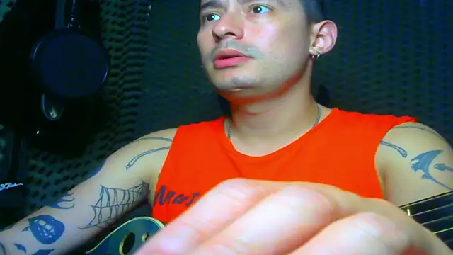 Snapshot of vampireathome chatting on 18, 3, 2025 vampireathome online show from 18, 3, 2025