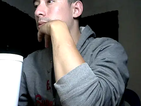 Snapshot of vampireathome chatting on 12, 9, 2025 vampireathome online show from 12, 9, 2025