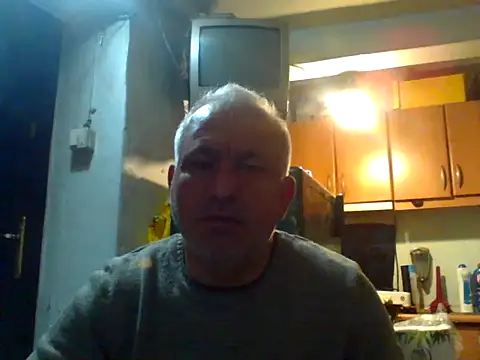 Snapshot of murat7888 chatting on 8, 4, 2026 murat7888 online show from 8, 4, 2026