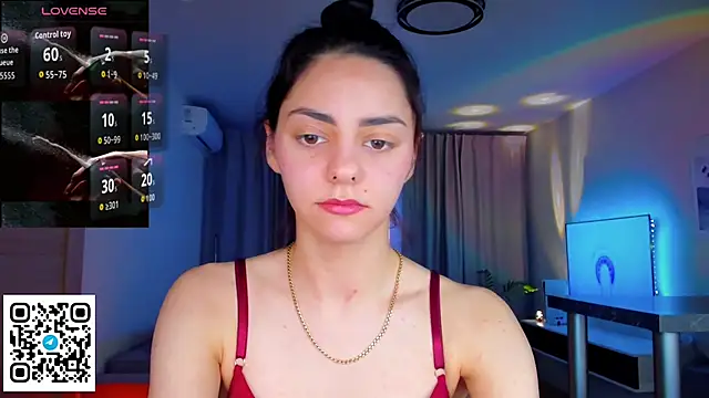 Snapshot of EmiliaZen chatting on 16, 4, 2026 EmiliaZen online show from 16, 4, 2026