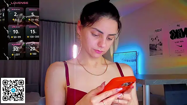 Snapshot of EmiliaZen chatting on 16, 4, 2026 EmiliaZen online show from 16, 4, 2026