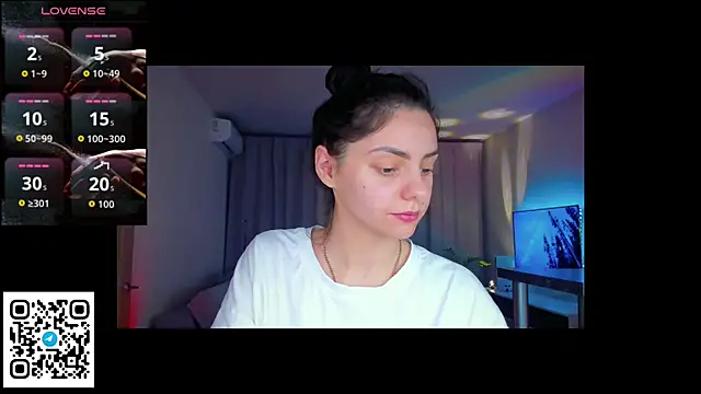 Snapshot of EmiliaZen chatting on 17, 4, 2026 EmiliaZen online show from 17, 4, 2026