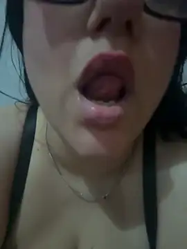 daianaspencer online show from 8, 4, 2026