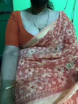 Snapshot of niiveditha chatting on 9, 3, 2025 niiveditha online show from 9, 3, 2025