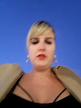 Sexybiene969 online show from 13, 10, 2025