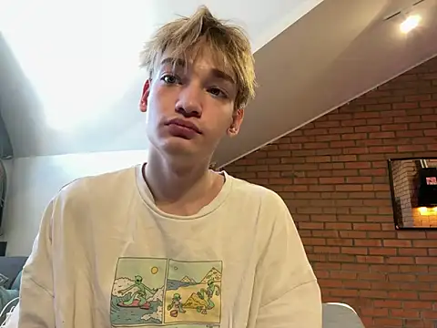 Snapshot of Julian_wins chatting on 24, 2, 2025 Julian wins online show from 24, 2, 2025