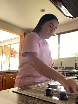 Snapshot of PaulaModels24 chatting on 28, 4, 2026 PaulaModels24 online show from 28, 4, 2026