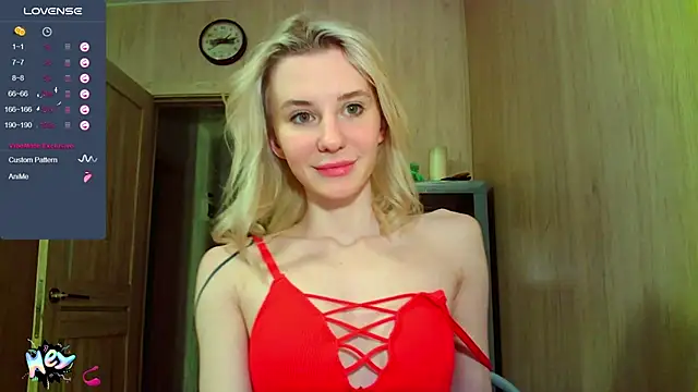 Caramel piegirl online show from 6, 2, 2025