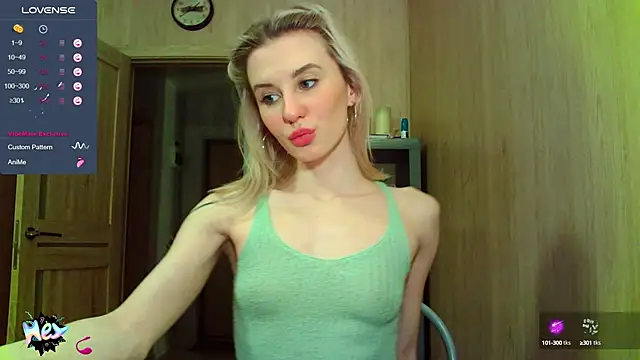 Caramel piegirl online show from 21, 3, 2025