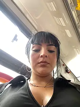 Snapshot of Dulce__Boyd chatting on 3, 3, 2025 Dulce Boyd online show from 3, 3, 2025