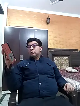 Snapshot of innocentboy1987 chatting on 16, 2, 2025 innocentboy1987 online show from 16, 2, 2025