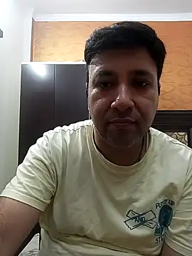 Snapshot of innocentboy1987 chatting on 9, 9, 2025 innocentboy1987 online show from 9, 9, 2025