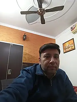 Snapshot of innocentboy1987 chatting on 10, 11, 2025 innocentboy1987 online show from 10, 11, 2025