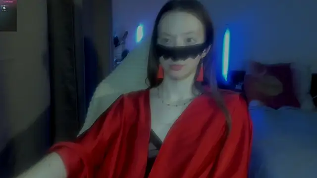 Snapshot of holyharlot chatting on 23, 2, 2025 holyharlot online show from 23, 2, 2025