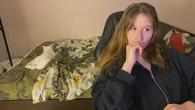 Snapshot of Sabrinaanddaniel chatting on 27, 10, 2025 Sabrinaanddaniel online show from 27, 10, 2025