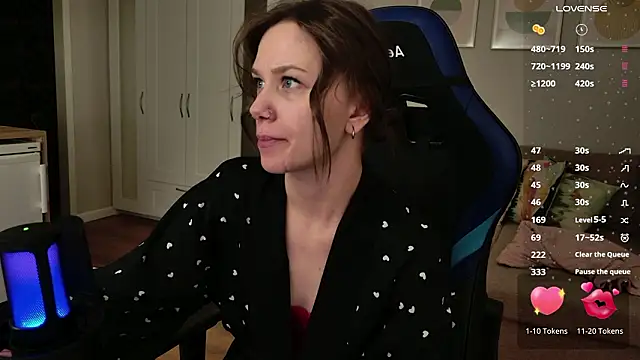 Snapshot of alexa_feels_ chatting on 29, 3, 2026 alexa feels online show from 29, 3, 2026