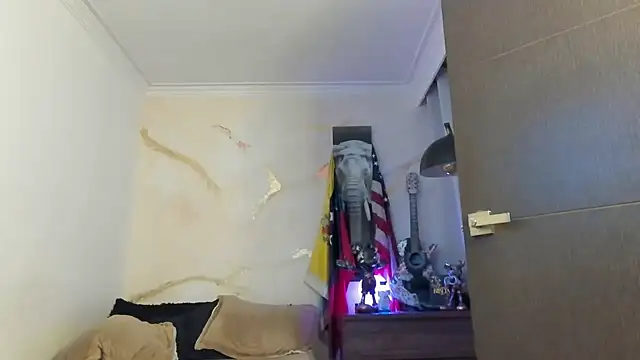 Snapshot of bakersboyssexys chatting on 24, 3, 2026 bakersboyssexys online show from 24, 3, 2026