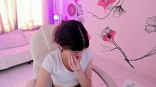 Snapshot of Isabela_Fiorelli chatting on 27, 4, 2026 Isabela Fiorelli online show from 27, 4, 2026