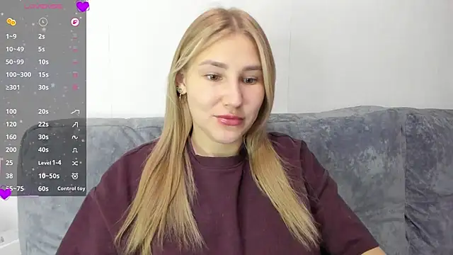 Snapshot of And1sa chatting on 19, 12, 2025 And1sa online show from 19, 12, 2025