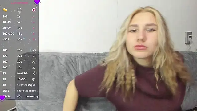 Snapshot of And1sa chatting on 6, 1, 2026 And1sa online show from 6, 1, 2026