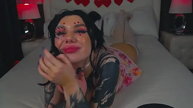 MaeveMoon online show from 15, 2, 2026