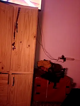 Snapshot of Ezella1 chatting on 30, 11, 2025 Ezella1 online show from 30, 11, 2025