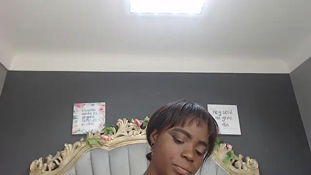 LindaBird online show from 10, 9, 2025