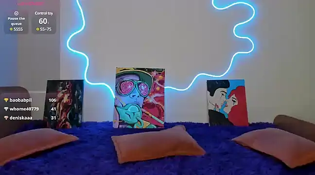 Snapshot of EvelinaLuu chatting on 11, 3, 2025 EvelinaLuu online show from 11, 3, 2025