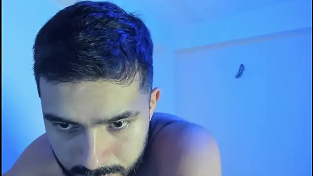 Snapshot of mikeblaree chatting on 12, 2, 2025 mikeblaree online show from 12, 2, 2025