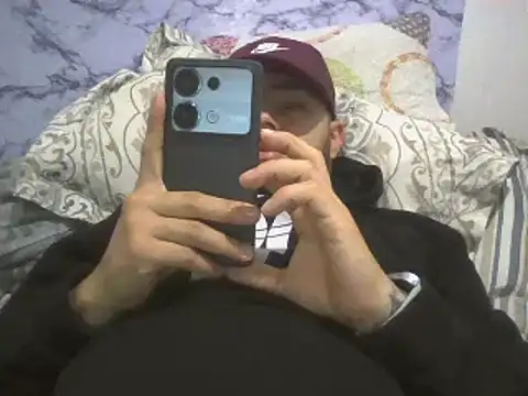 Snapshot of mikeblaree chatting on 3, 3, 2025 mikeblaree online show from 3, 3, 2025