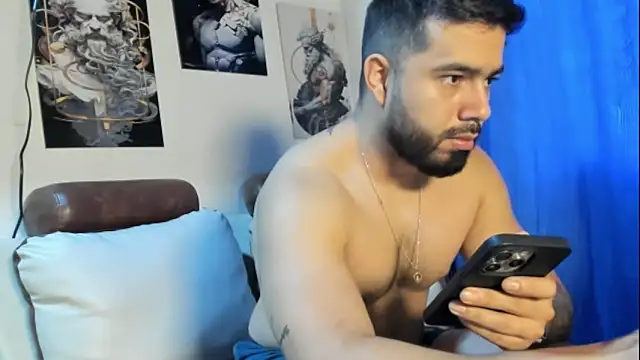 Snapshot of mikeblaree chatting on 5, 12, 2025 mikeblaree online show from 5, 12, 2025