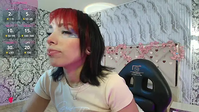 Snapshot of Issa_tay1 chatting on 22, 4, 2026 Issa tay1 online show from 22, 4, 2026