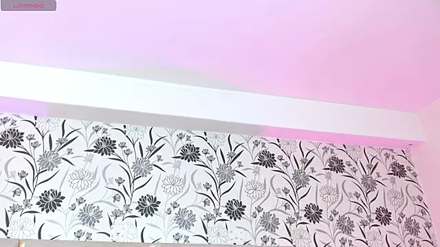 Snapshot of Gaby_tay1 chatting on 28, 3, 2026 Gaby tay1 online show from 28, 3, 2026