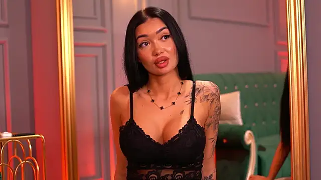 Snapshot of SashaFerrera chatting on 20, 2, 2025 SashaFerrera online show from 20, 2, 2025