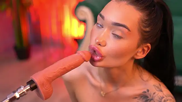 Snapshot of SashaFerrera chatting on 10, 3, 2025 SashaFerrera online show from 10, 3, 2025