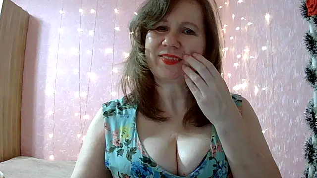 Snapshot of Starsan chatting on 2, 4, 2026 Starsan online show from 2, 4, 2026