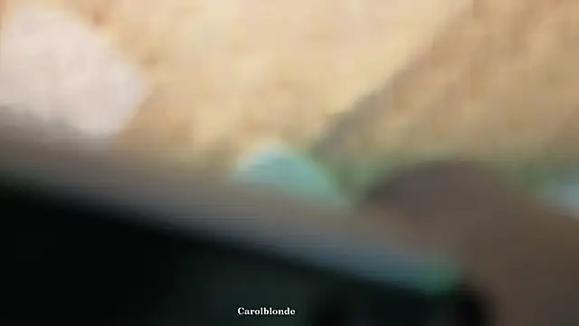 Carolblonde online show from 18, 4, 2026