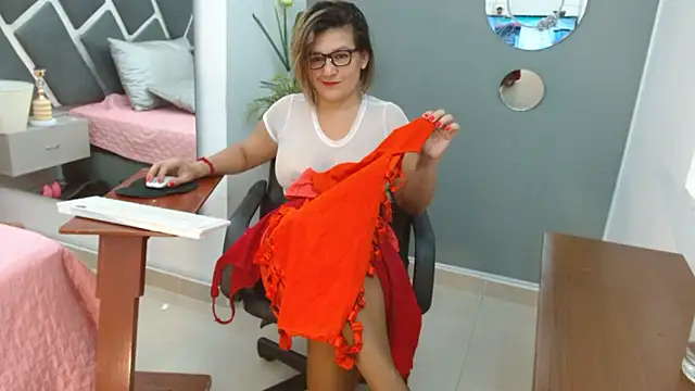 Snapshot of StephyJones1 chatting on 23, 1, 2025 StephyJones1 online show from 23, 1, 2025