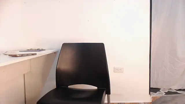 Snapshot of StephyJones1 chatting on 18, 4, 2026 StephyJones1 online show from 18, 4, 2026