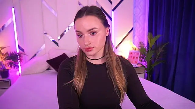 Snapshot of LindsieGreyy chatting on 25, 11, 2025 LindsieGreyy online show from 25, 11, 2025