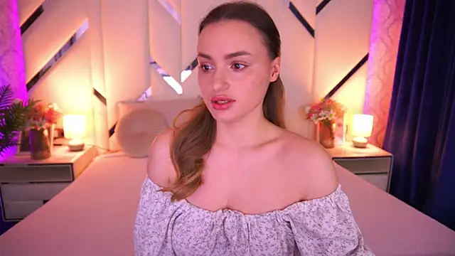 Snapshot of LindsieGreyy chatting on 20, 4, 2026 LindsieGreyy online show from 20, 4, 2026