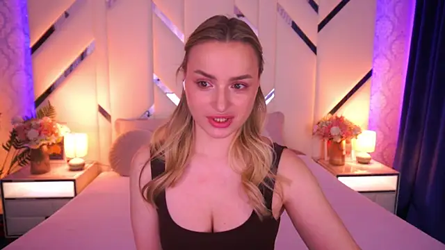 Snapshot of LindsieGreyy chatting on 27, 4, 2026 LindsieGreyy online show from 27, 4, 2026