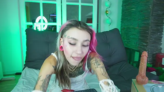 miss   angel online show from 28, 5, 2026